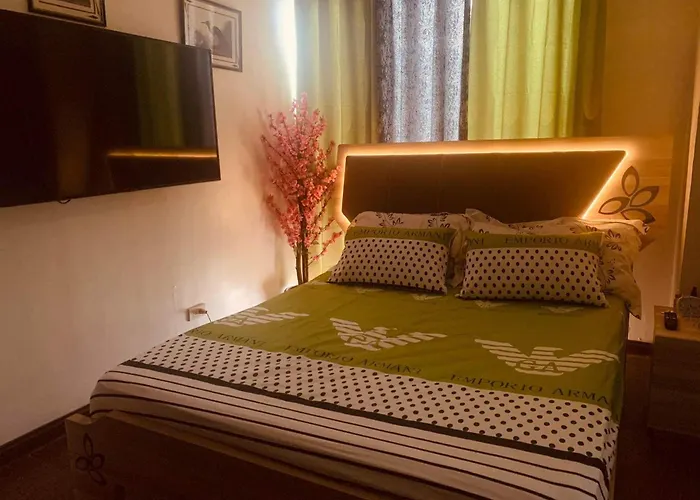 2 Bedroom Fully Furnished Cozy Near Greenfield Appart hôtel